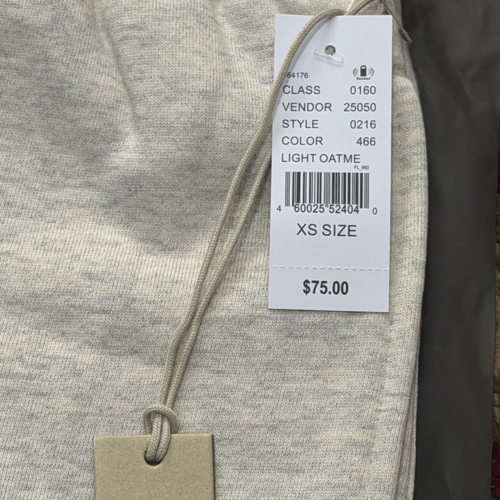Light Oatmeal shirt -short